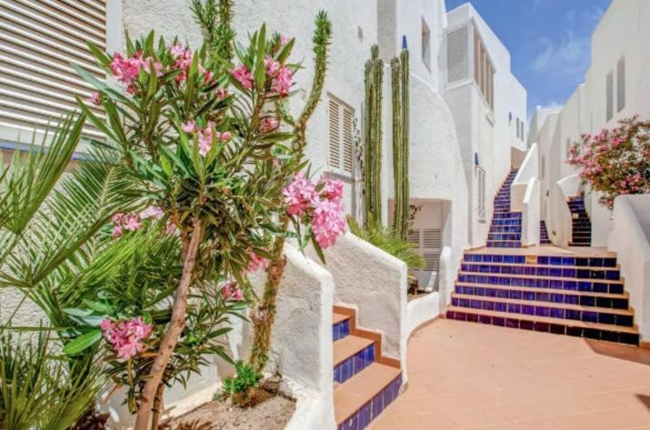 Apartment With Terrace And Parking La Isleta del Moro Exterior photo